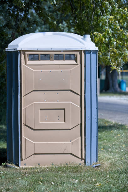 Best Restroom trailer rental cost  in Lovell, WY